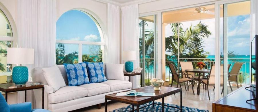 The Tuscany On Grace Bay Exterior photo