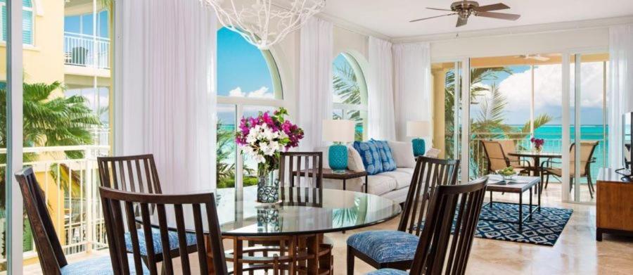 The Tuscany On Grace Bay Exterior photo