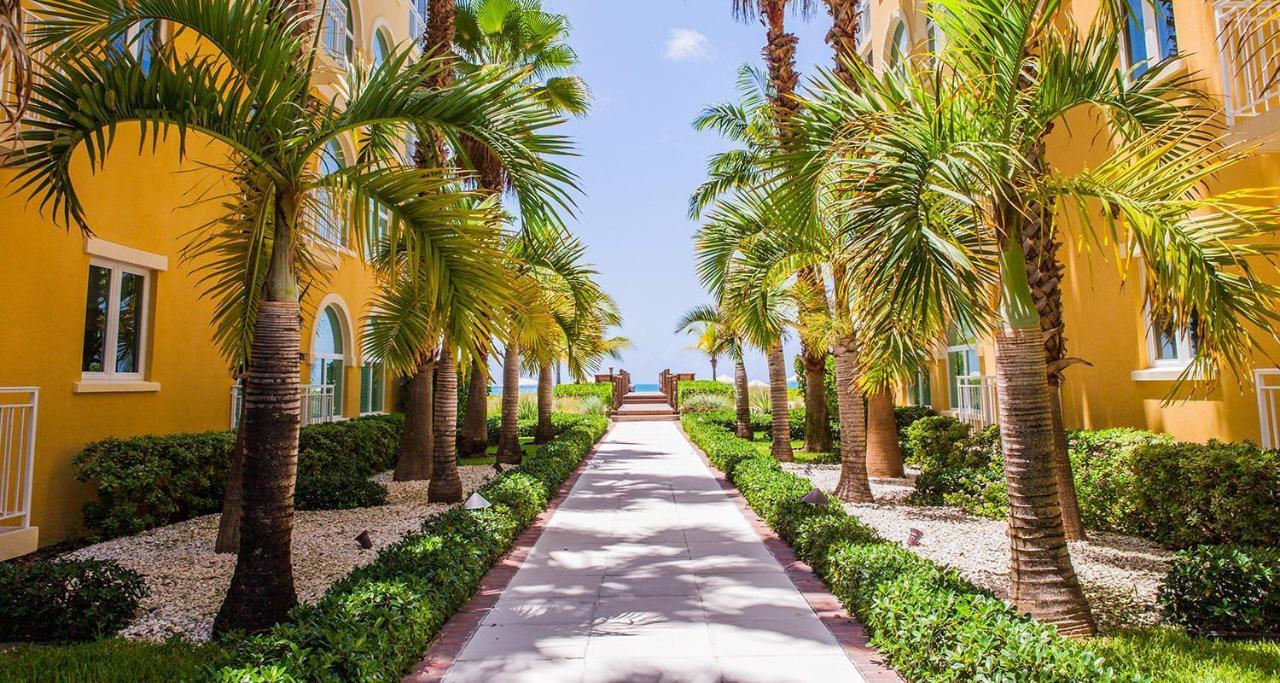 The Tuscany On Grace Bay Exterior photo