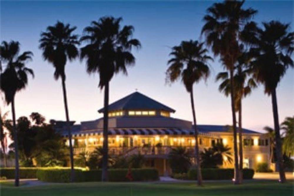 The Tuscany On Grace Bay Exterior photo